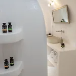 Ambi Santorini *