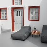 Villa Ambi Santorini *