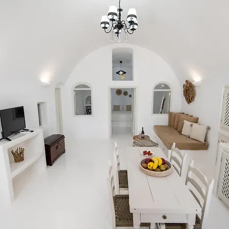 Ambi Santorini *