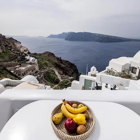 Ambi Santorini Villa