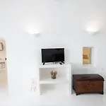 Ambi Santorini Oia