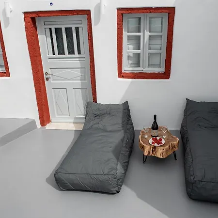 Ambi Santorini
