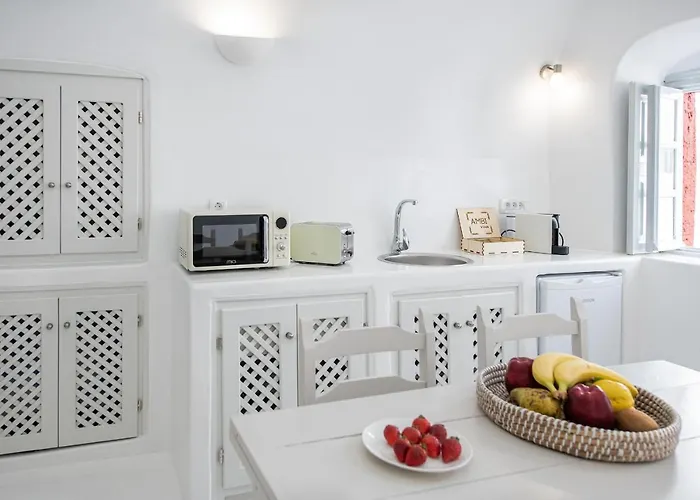 Vila Ambi Santorini *